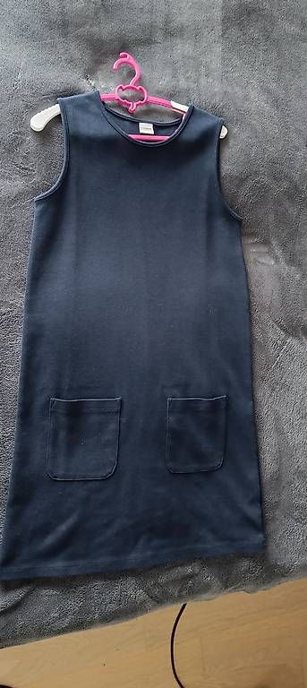 Lotti & Set di vestiti: Vier neue Mädchenkleider – Usato da Burgdorf venduto da mar_p9rd 1