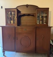 altes Aufsatzbuffet Kommode Schrank mit Vitrine
