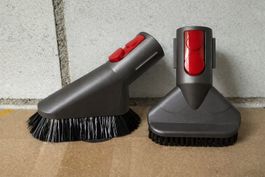 Dyson - zwei originale Bürsten/Aufsätze - neu!