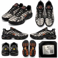 Nike Air Max Plus Herrenschuhe schwarz Grösse 42.5