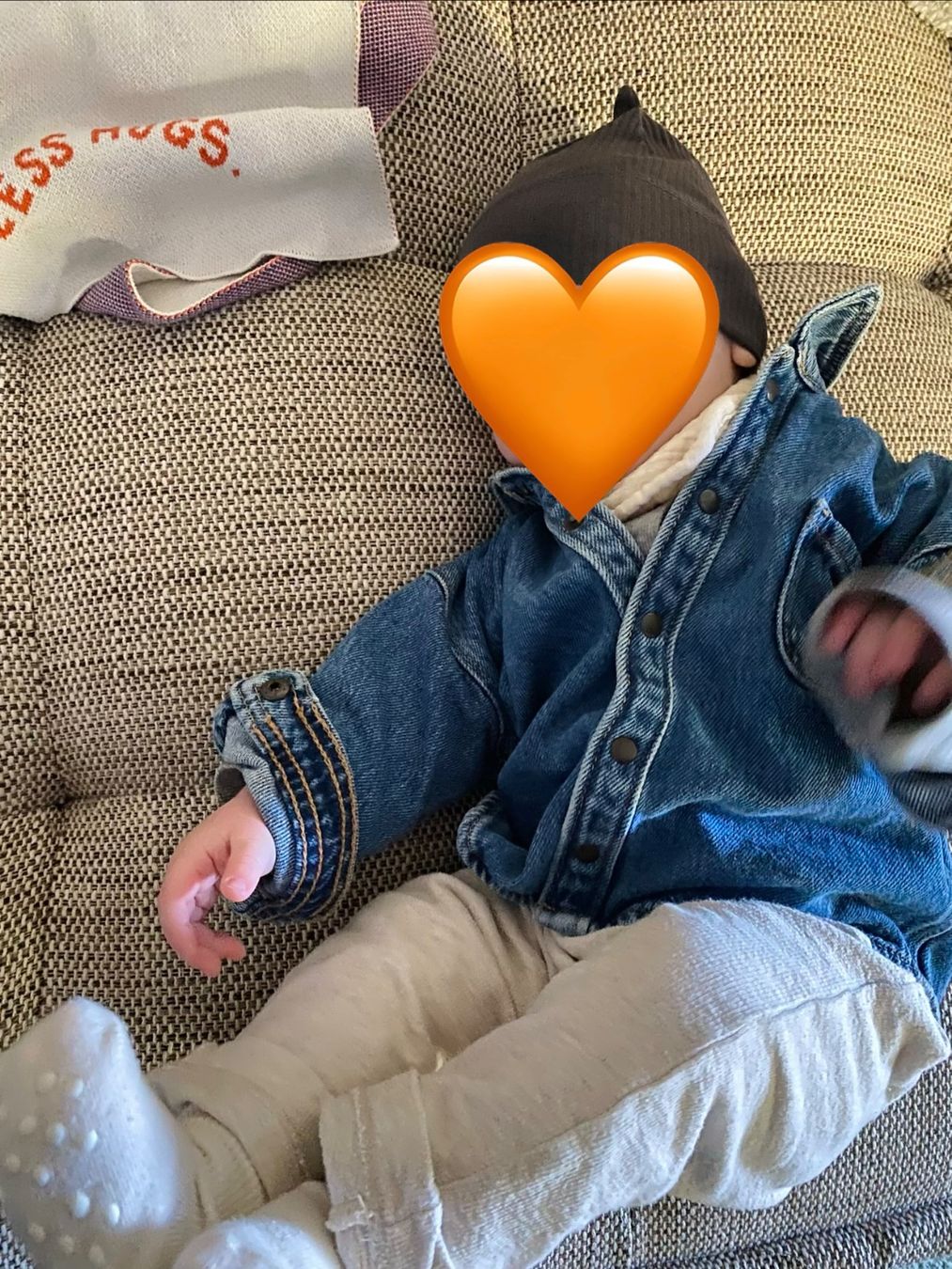 H&M Jacken & Mäntel: Jeans jacket for baby 74 cm – Gebraucht aus Villard-sur-Chamby von kamila_1024 1