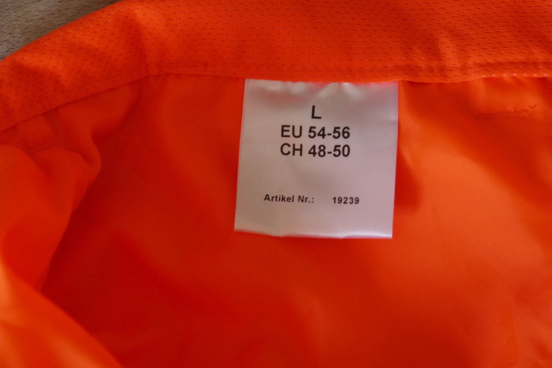 Pantaloni: Damen-Sommer-Sicherheitshose – Usato da Erlach venduto da Odoaker1 2