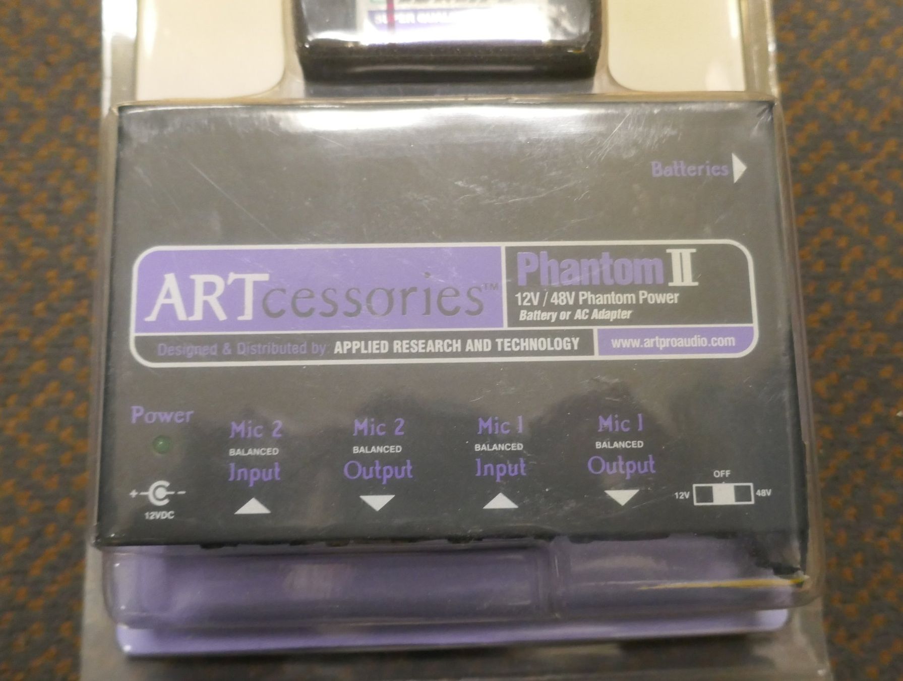 Art Microfoni: ART Phantom II Power Supply 12/48V – Nuovo e nell'imballaggio originale da Wenslingen venduto da FairlightCMI 1