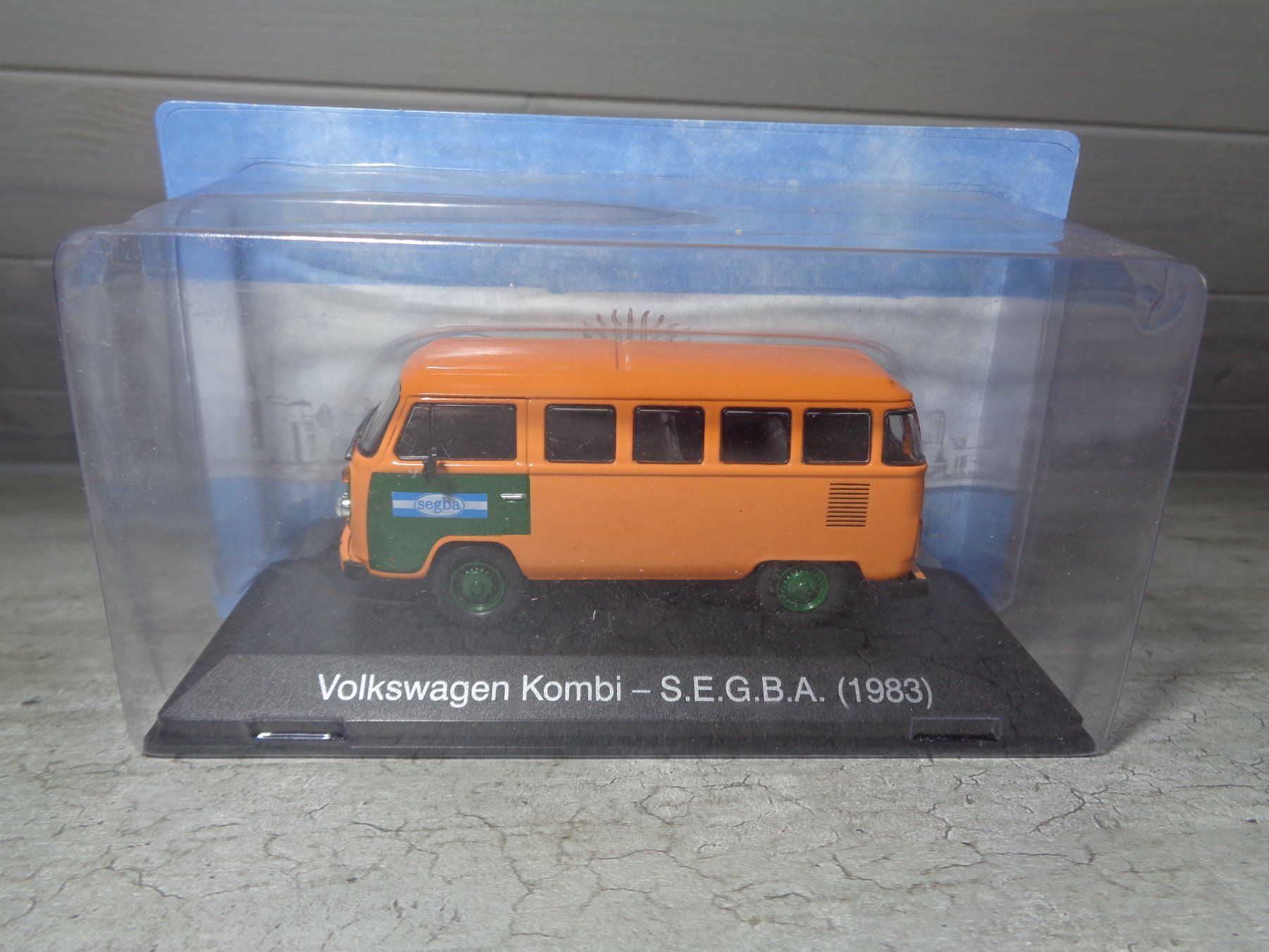 Volkswagen Modellautos: Salvat 1:43 VW Kombi 1983 – Neu und originalverpackt aus Reconvilier von rallycar 1
