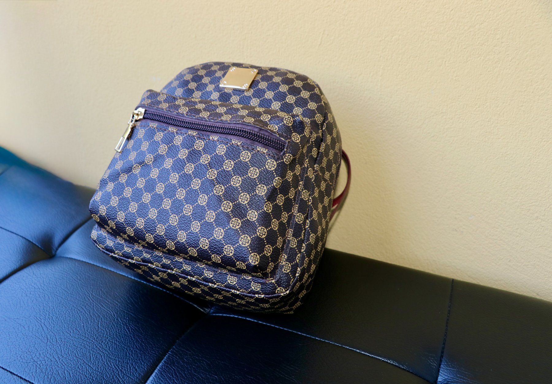 Zaini: Mini sac à dos tendance - braun – Nuovo e nell'imballaggio originale da Thônex venduto da Suisse.Shopping 4