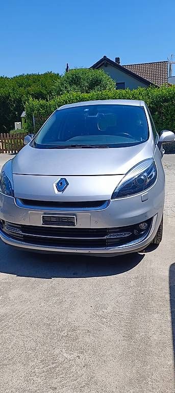 Automobili: Renault Scénic (essence) – Usato da Cossonay-Ville venduto da jmc_z2nd