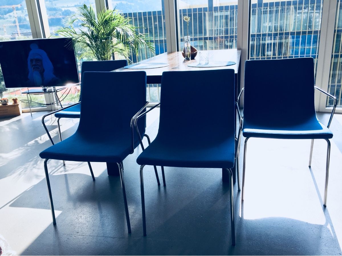 Stühle: Stühle Esstisch - Designer OFFECT 4 Stück – Gebraucht aus Luzern von Tsimont 5