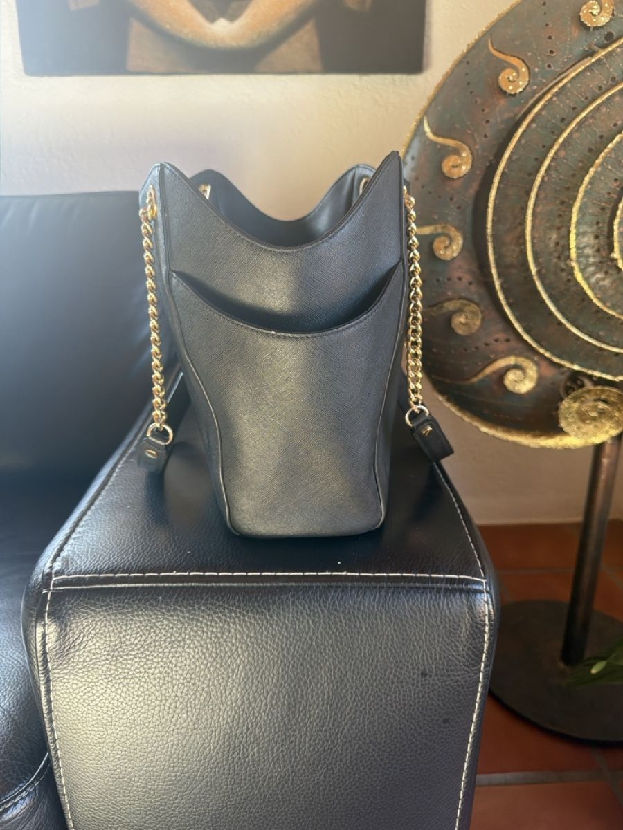 Taschen für Damen: Schicke Michael Kors Handtasche, schwarz, neuwertig! (51) – Neu (gemäss Beschreibung) aus Rüttenen von Kenu01 3