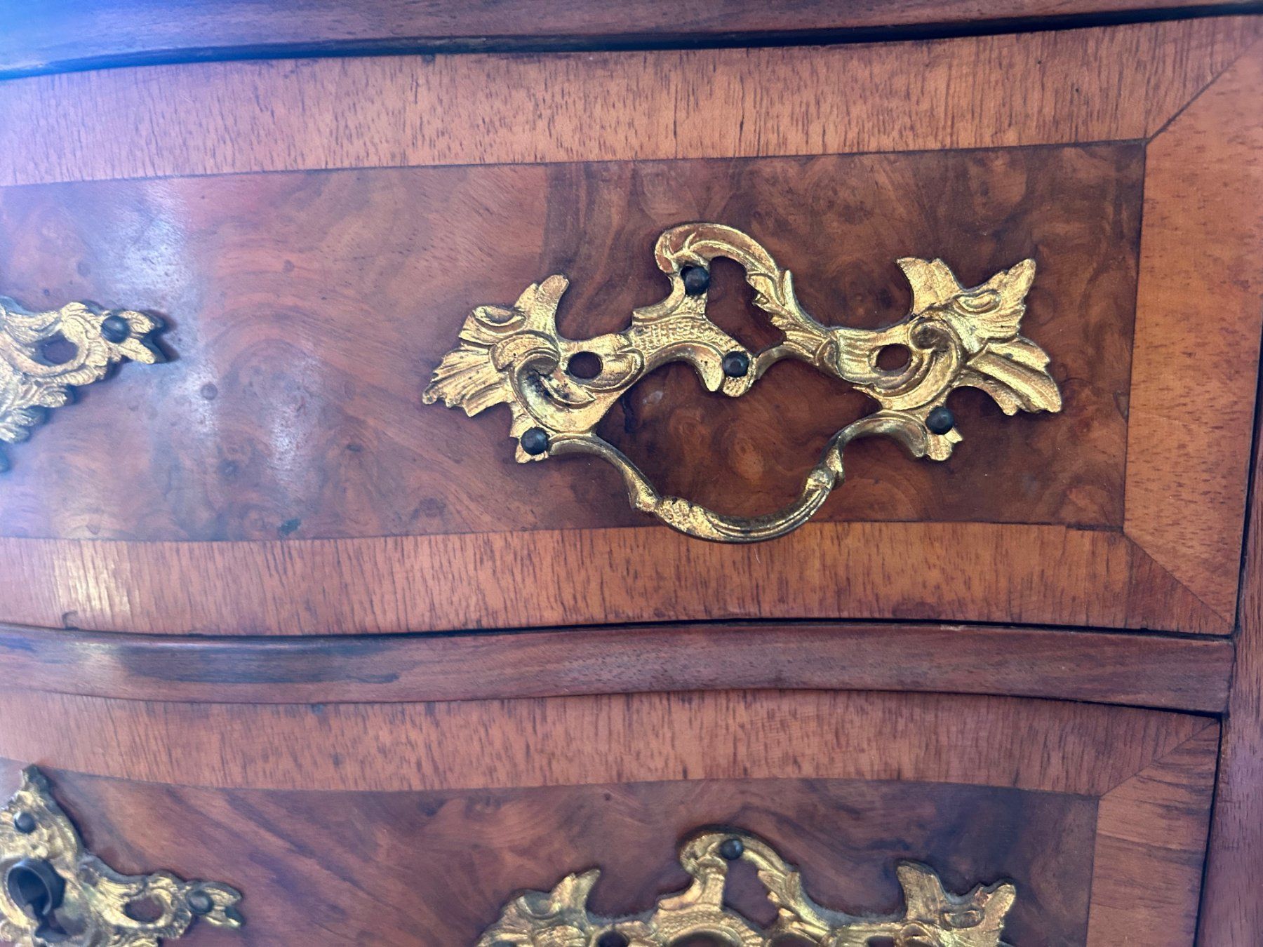 Kommoden: Wundervolle Louis XV Barock Modellkommode – Gebraucht aus Sugiez von brockicenter 8