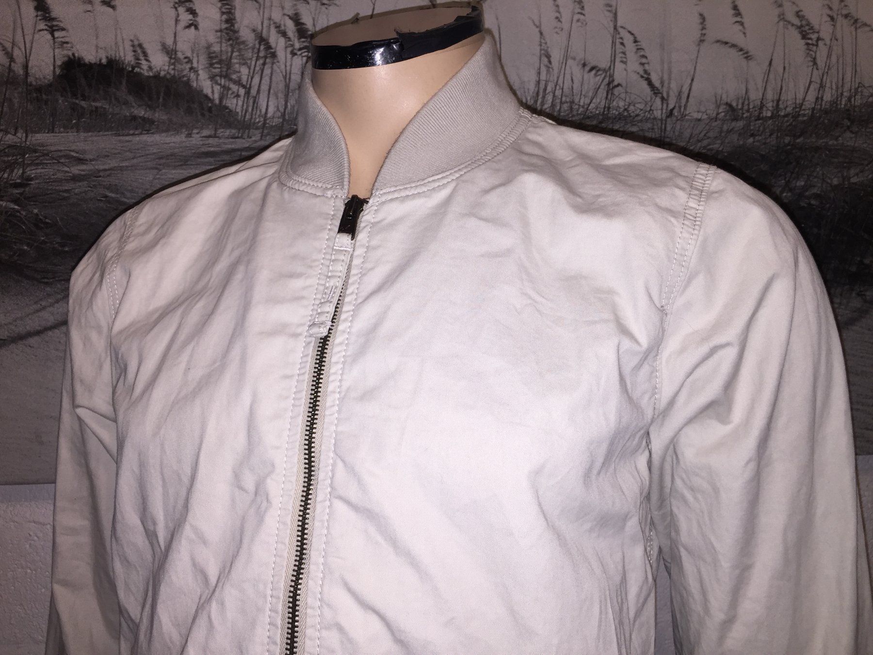 Hollister Jacken: HOLLISTER Veste / Jacke taille / Grosse M – Gebraucht aus Cossonay-ville von Super-Price-Quality 5