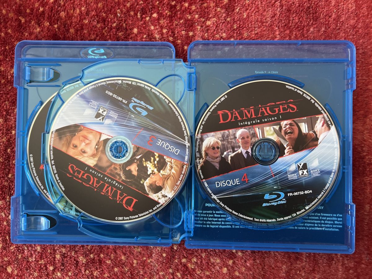 Alle DVDs: Coffret Blu-ray Damages Saison 1 - comme Neuf – Neu (gemäss Beschreibung) aus Châtel-St-Denis von Karpat 3