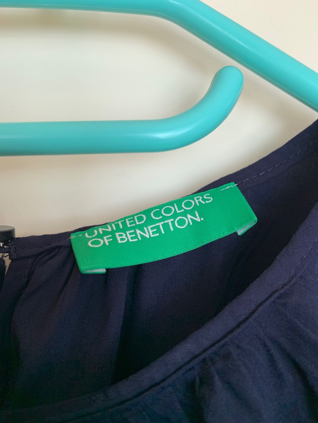 Benetton Tops: Petit haut Benetton – Gebraucht aus Ecublens VD von timily 2