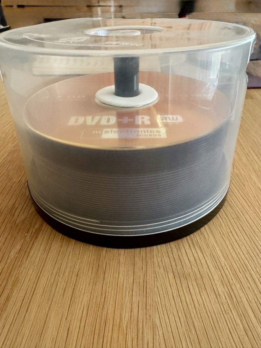 Tutti i DVDs: 33 DVD+R RW 4.7 GB – Nuovo (secondo la descrizione) da Wetzikon ZH venduto da aeroturbo86 3