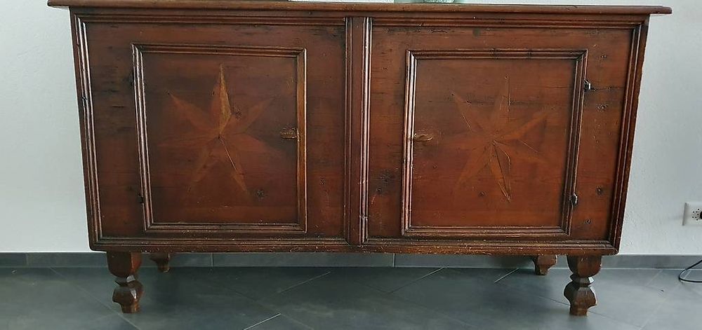 Commodes: Kommode massiv, antik – D'occasion à Ibach par Soraja07