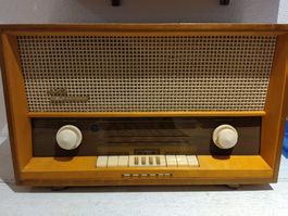 Vintage Röhrenradio, Grundig 2025 Zauberklang / AM / FM /