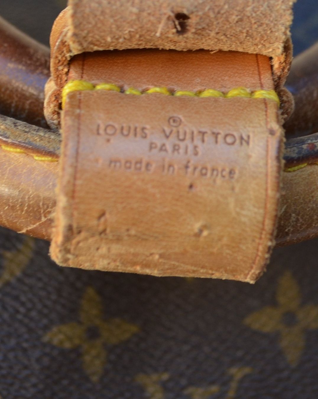 Louis Vuitton Taschen: Louis Vuitton Keepall 60 Monogram – Defekt aus Collonges von Auganien 8