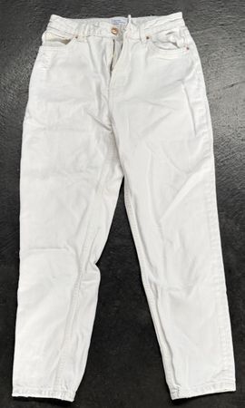 Weisse Mom Jeans von Bershka, Gr. 38, Top Zustand!