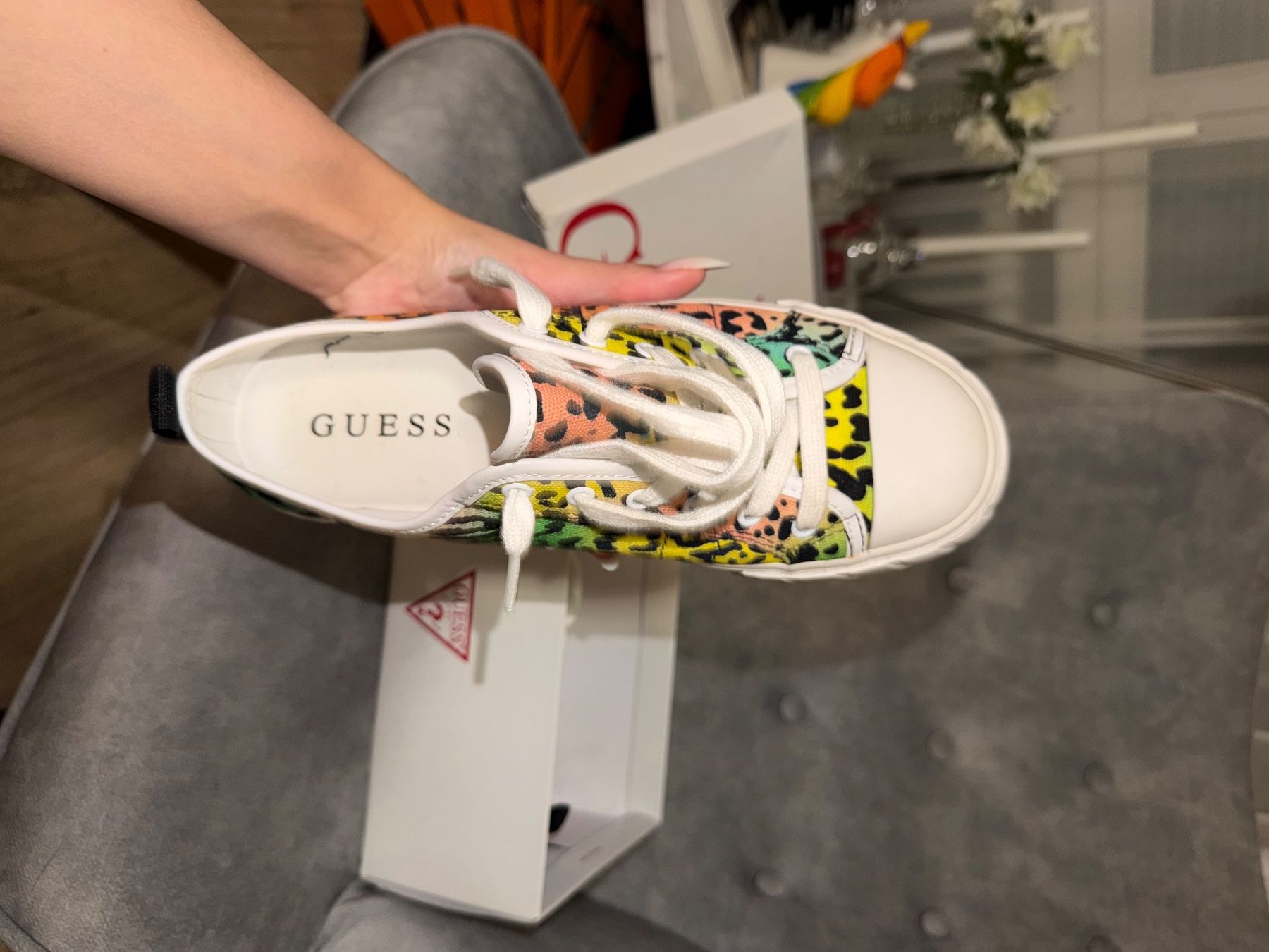 Guess Scarpe da donna: Sneaker GUESS ,39 – Usato da Ittigen venduto da zaf_6sy9 3