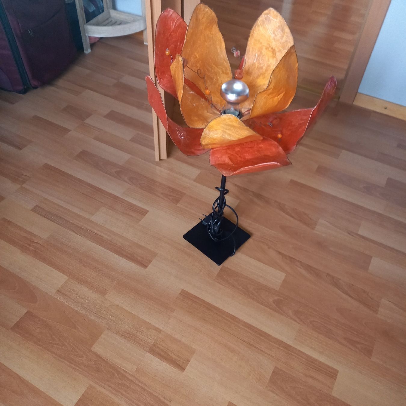 Lampade: Lampe fleur artisanale style vintage – Usato da Pâquier-Montbarry venduto da bruyante23