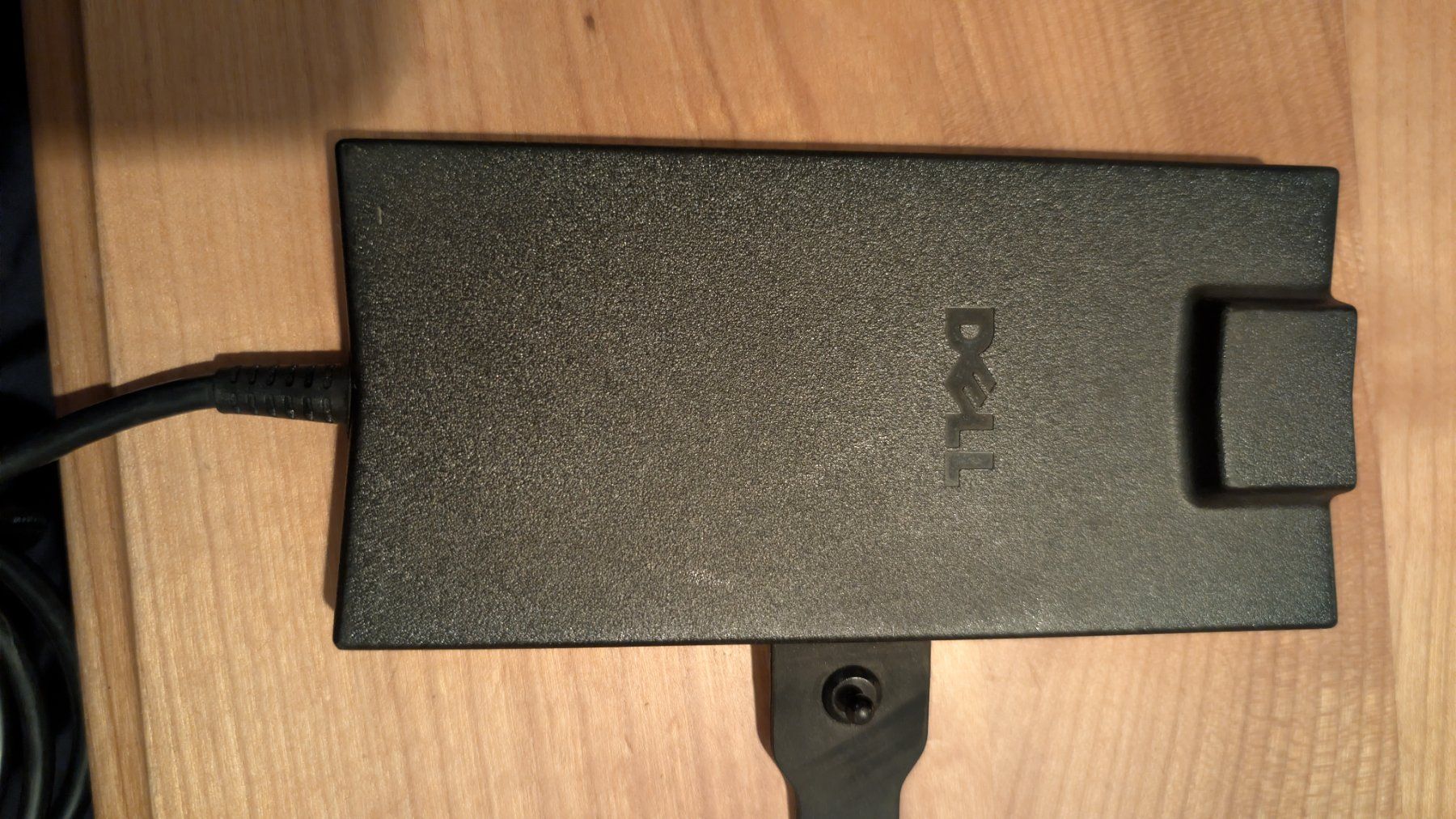 Dell Caricabatterie: DELL Netzgerät von XPS 8500 Notebook – Usato da Bern venduto da Soccer7 1