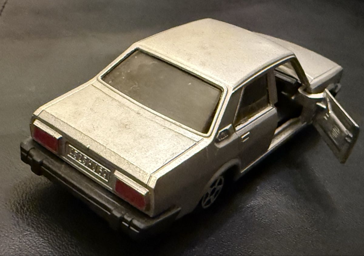 Alfa Romeo Voitures modèles: Alfa 6 - 1:43/Norev – D'occasion à hunzenschwil par Oldipark 2