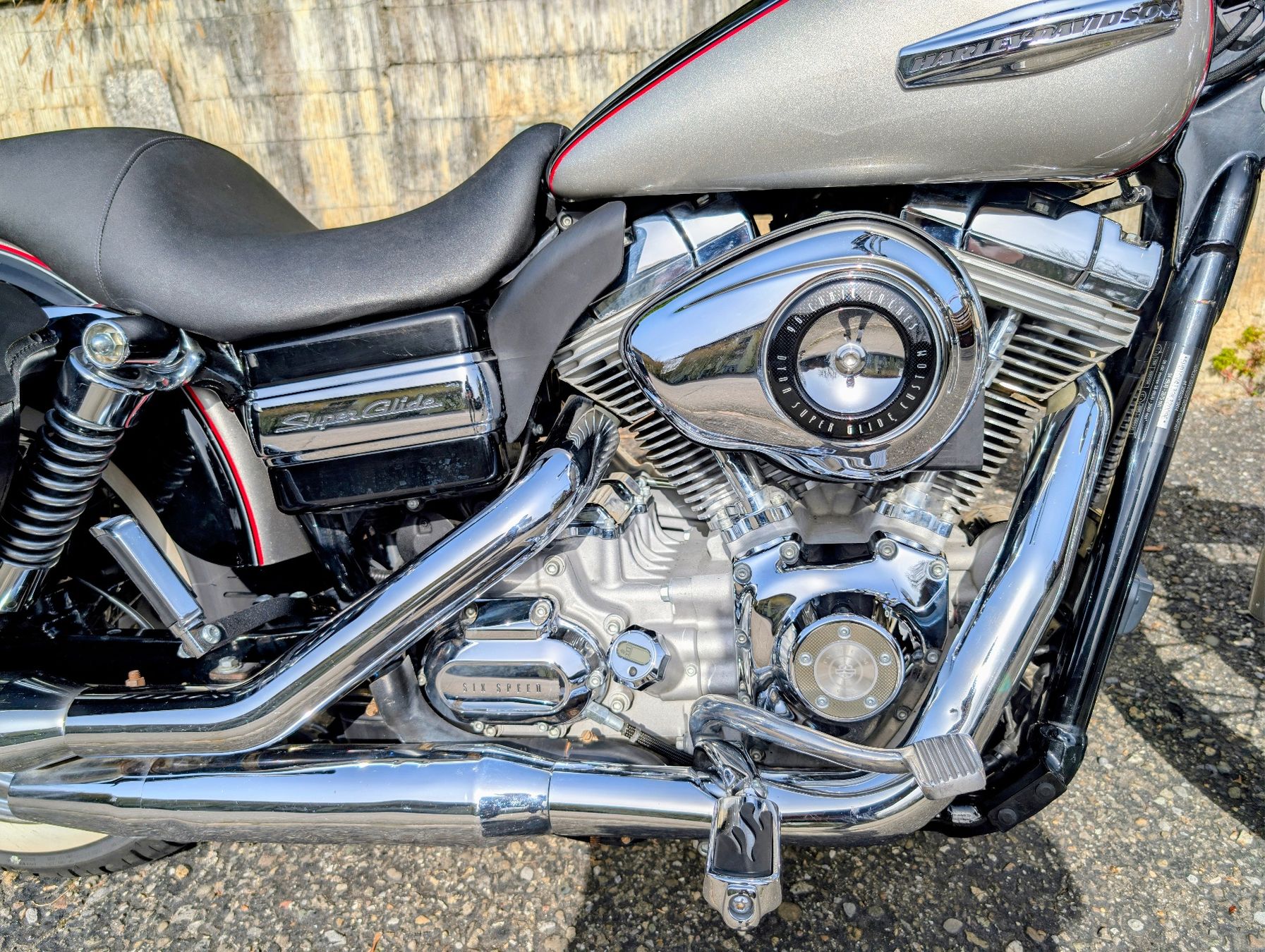 Harley-Davidson Chopper: Harley Davidson Dyna Super Glide Custom – Usato da Tegerfelden venduto da Kingsize 1