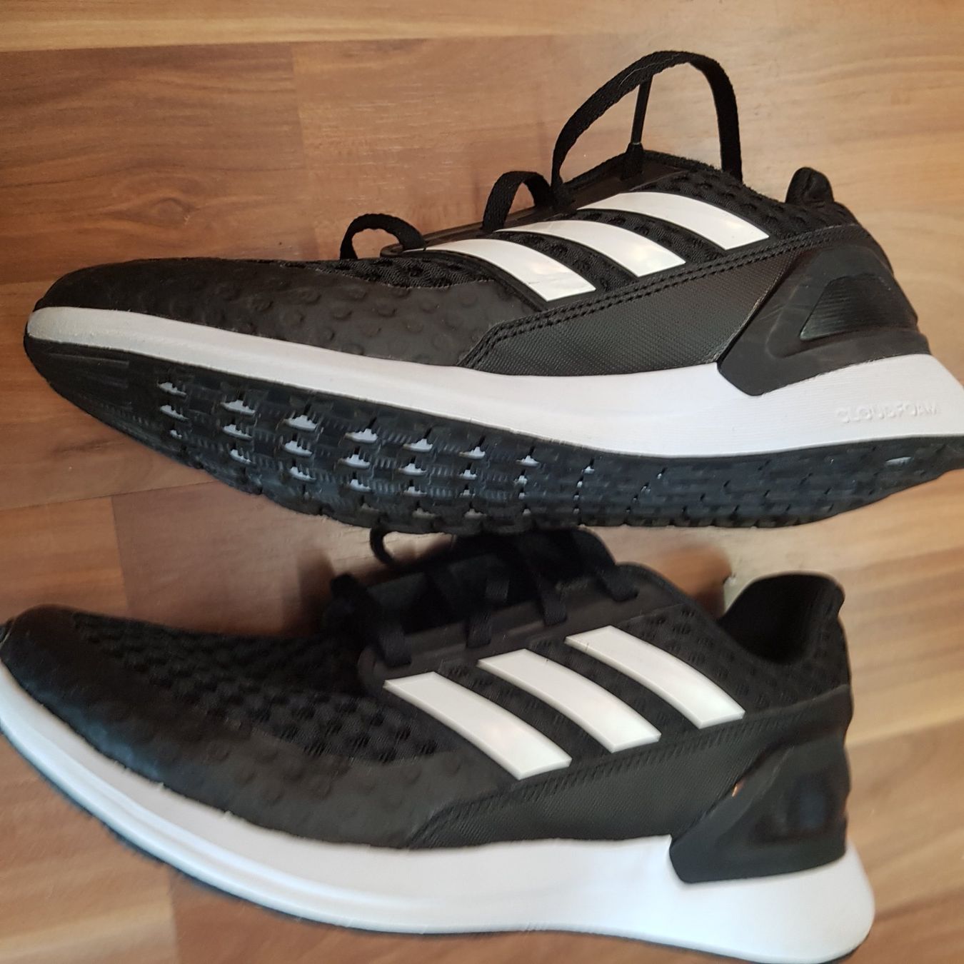 Adidas Scarpe da uomo: Adidas Schuh cloudfoam gr 37 1/3 k31 – Usato da Schwarzenburg venduto da Flamingo07 3