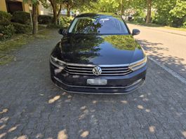 VW Passat Variant Highline DSG Leder Xenon guter Zustand