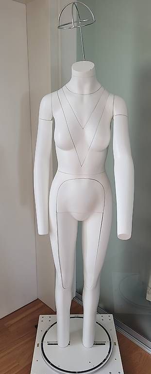 Sonstige Dekorationen & Accessoires: Professionelles Mannequin – Gebraucht aus Zürich von reldoenk