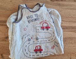 Babyschlafsack blau mit Auto-Motiv