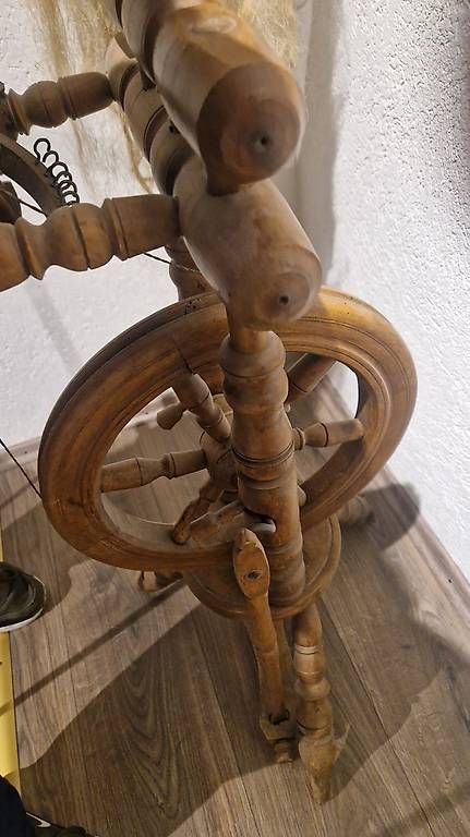 Ruote per filare: Spinnrad – Usato da Muttenz venduto da Interboy 1