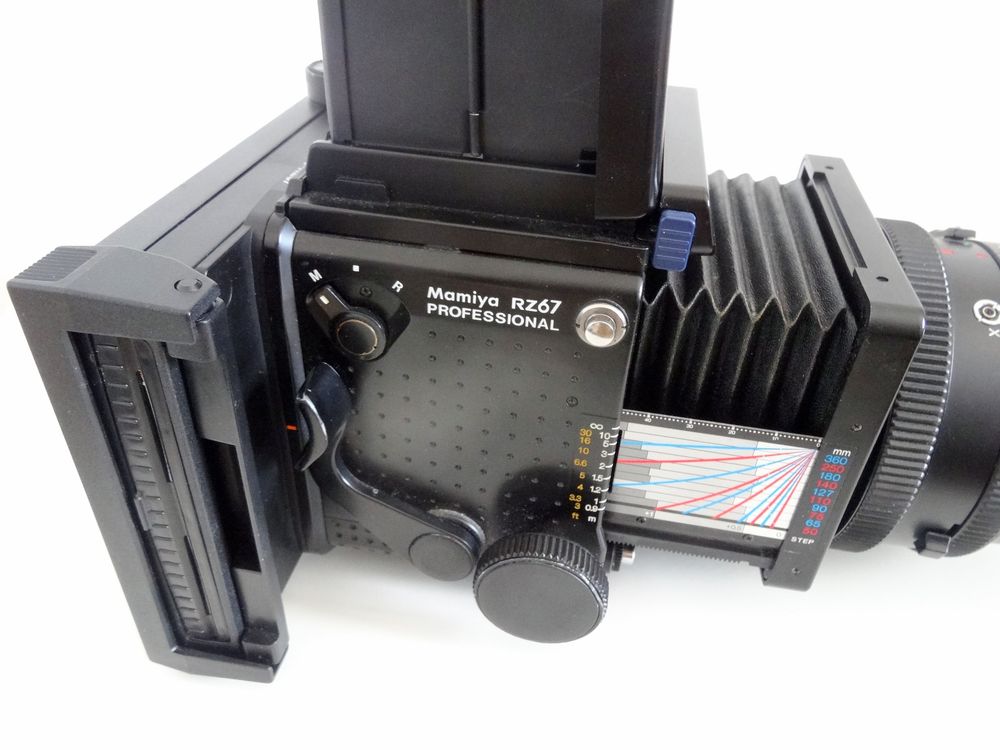 MAMIYA RZ 67 PROFESSIONAL MITTELFORMAT KAMERA+LENS &2MAGAZIN (Gebraucht ...