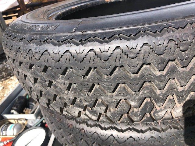 Alle Autoersatzteile: Pneu 165 x 15 Triumph MG – Gebraucht aus Dürnten von Kiosk7 1