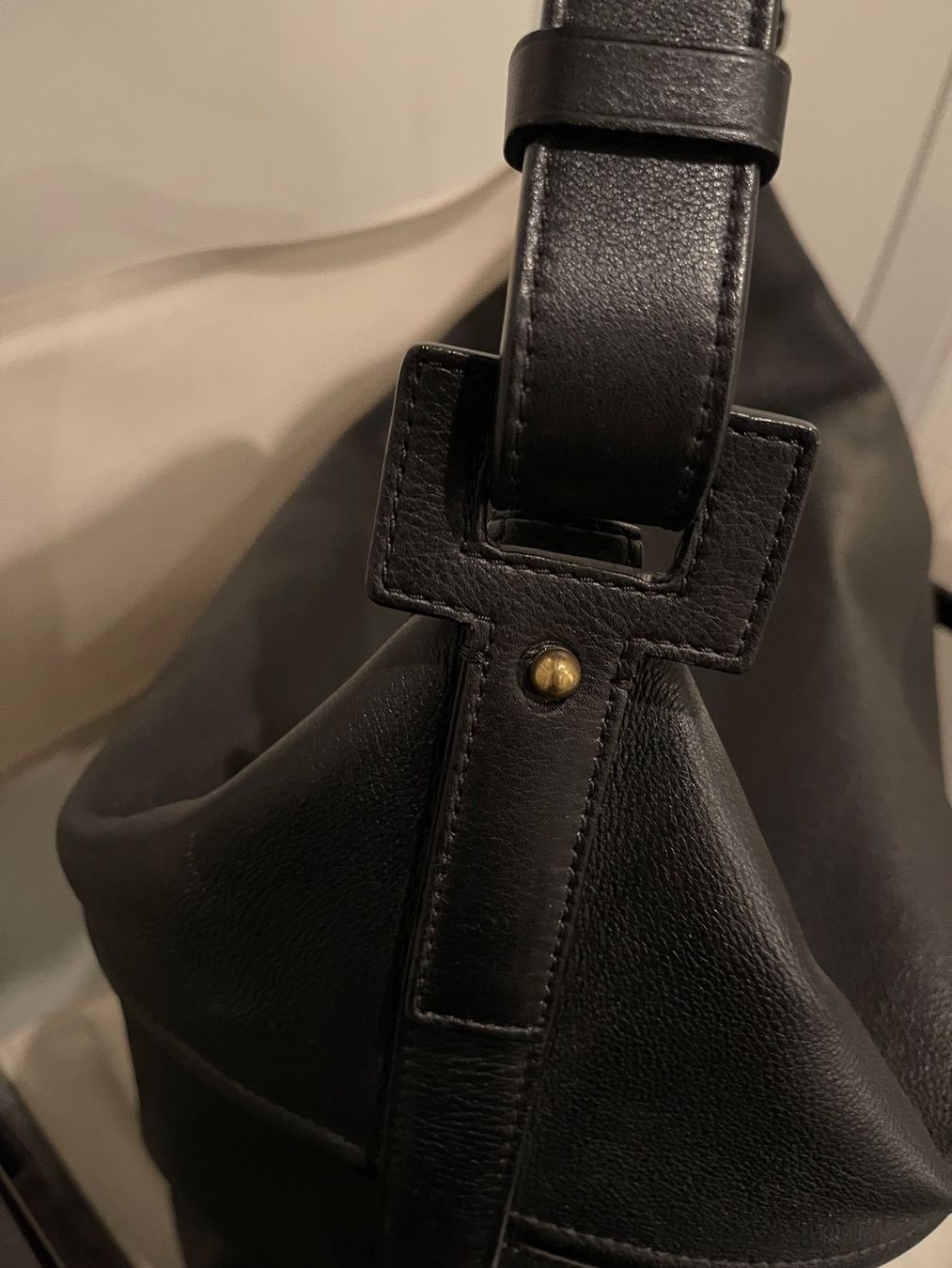 Tom Ford Borse da donna: TOM FORD Beuteltasche Schultertasche Leder schwarz – Usato da Thalwil venduto da Paulina72 2