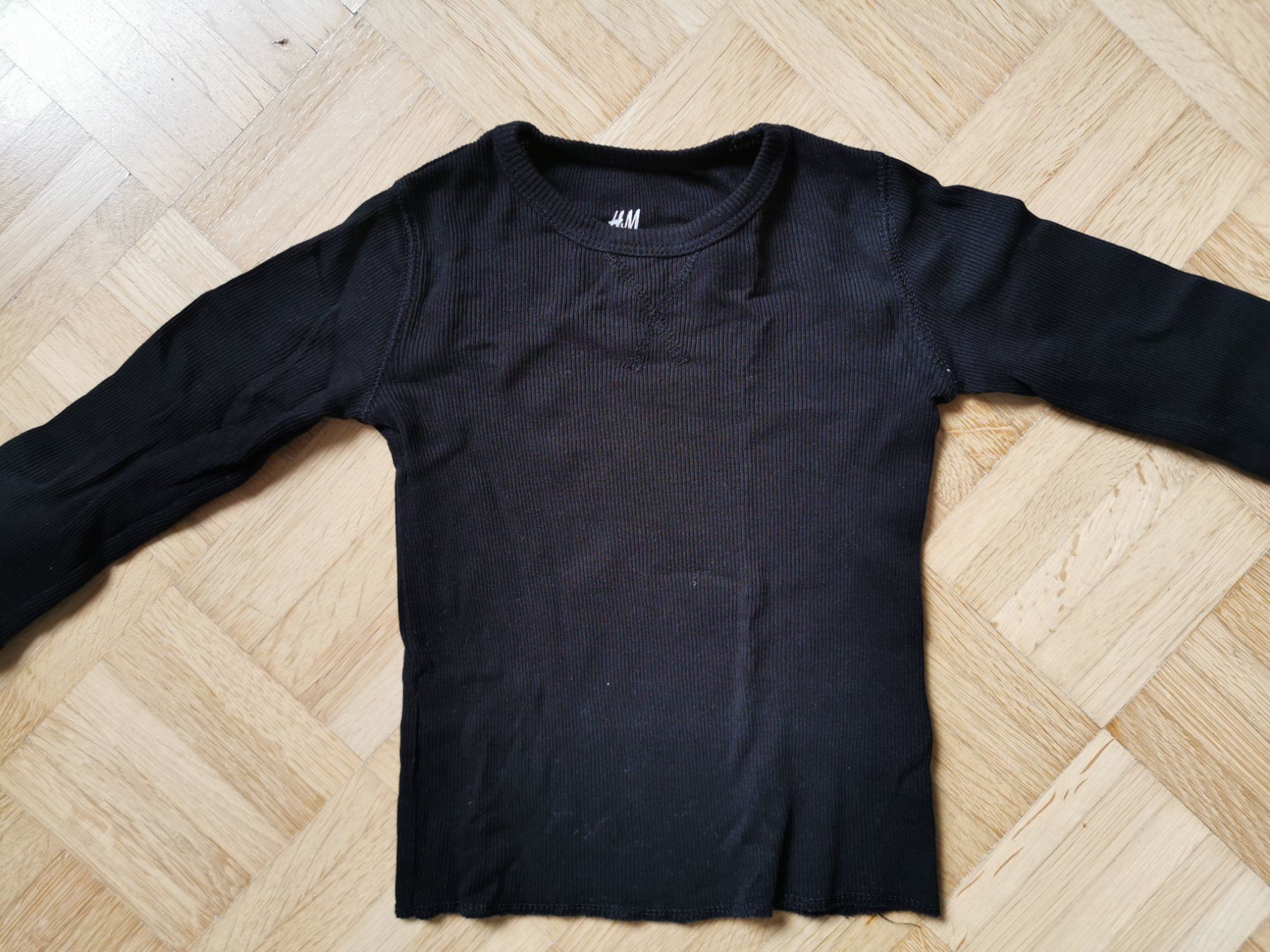 H&M Pullover & Sweatshirts: Langarmshirt H&M Gr. 92 – Gebraucht aus Stäfa von flamingo_17