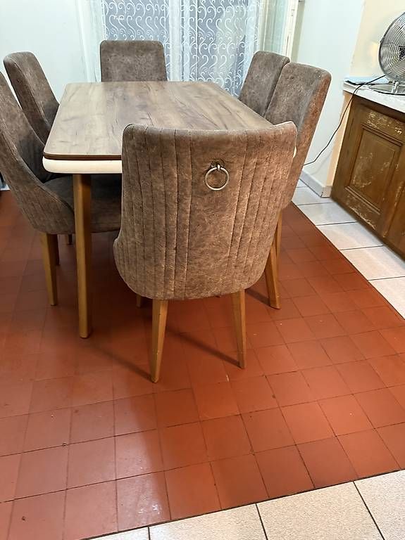 Set di tavolo e panche: Table à manger avec six chaises – Usato da Genève venduto da sul_65pv 3
