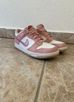 Nike Dunks