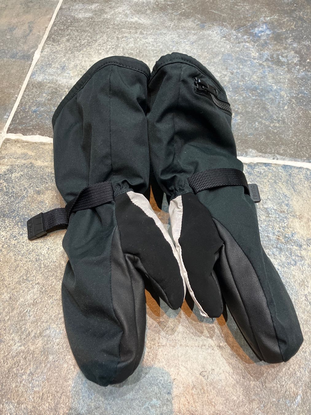 Reima Kinderhandschuhe: Reima Tec Handschuhe 5 – Gebraucht aus Epesses von moss_r