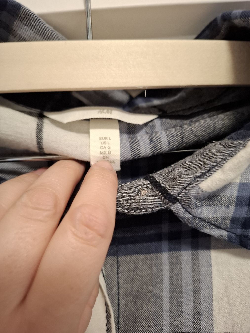 H&M Chemisiers: Blusenhemd Grösse L – D'occasion à Lütisburg par amerika123 3