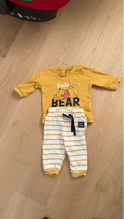 Süsses Winnie Pooh Set, Grösse 62/68, perfekt für den Herbst