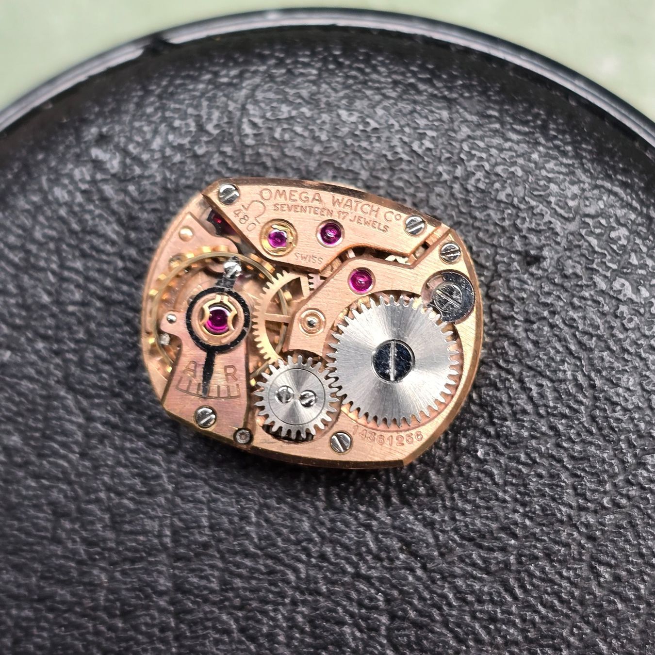 Omega Orologi: Mouvement Omega 480 – Difettoso da Tramelan venduto da Nirdan 2