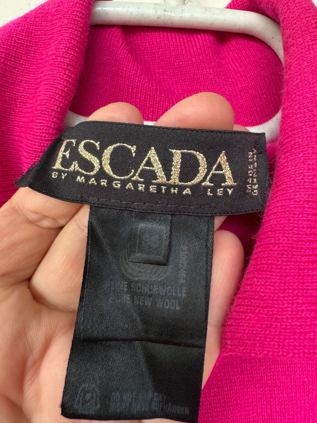 Escada Maglioni & Felpe: ESCADA Pullover pink Wolle Gr. 36 – Nuovo (secondo la descrizione) da Brütten venduto da Rod816 2