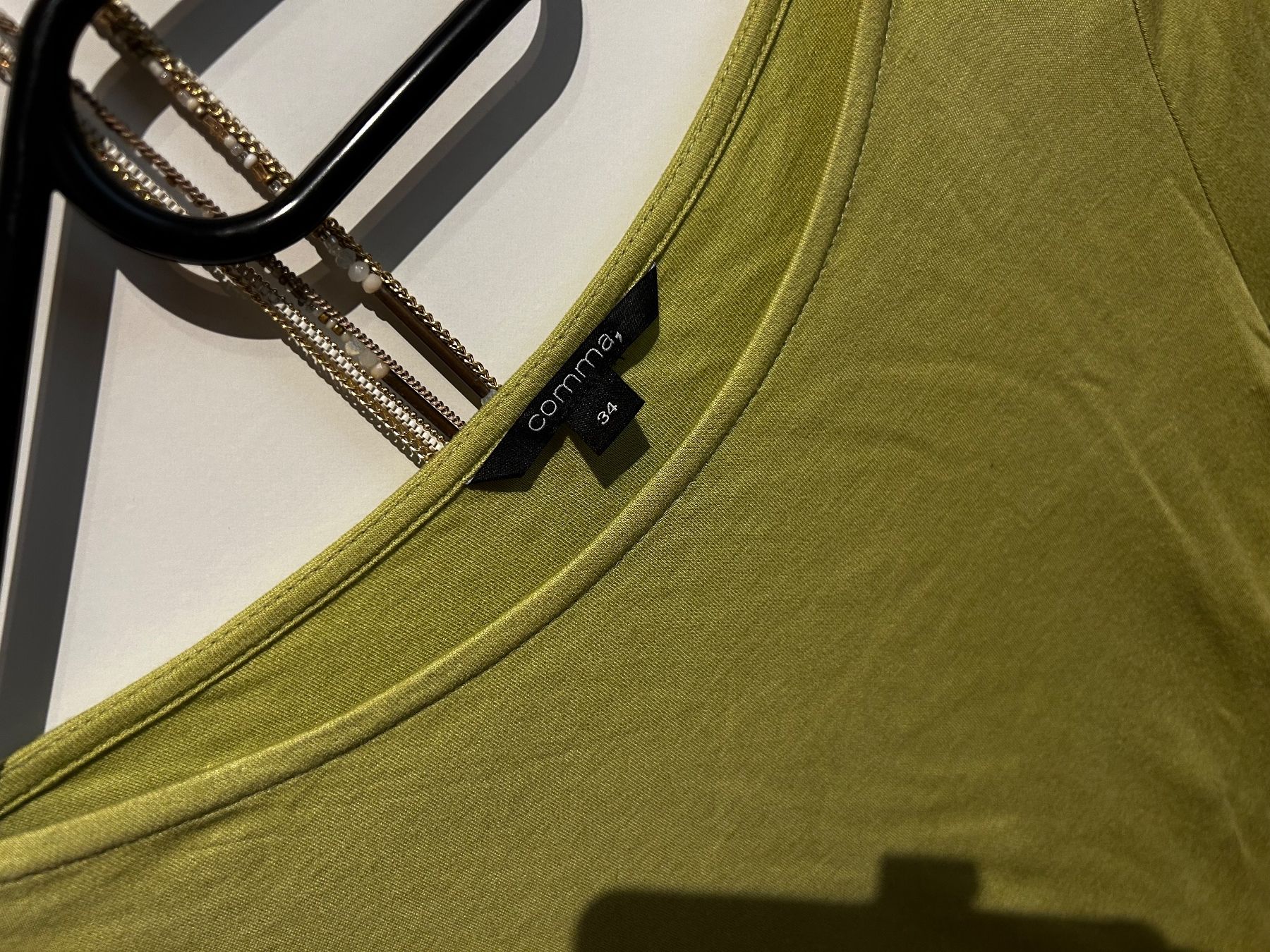 Comma T-shirt: Alles 10.- Comma gr 34 Shirt 3/4 Armel – Usato da Scherz venduto da Mandarine8 1