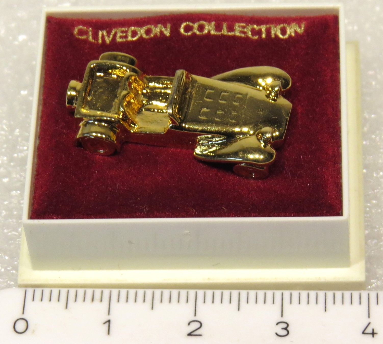 Lotus Plaquettes & Badges: Vergoldeter Lotus 7 Pin – Neuf (Voir description) à Ettingen par Burago 1