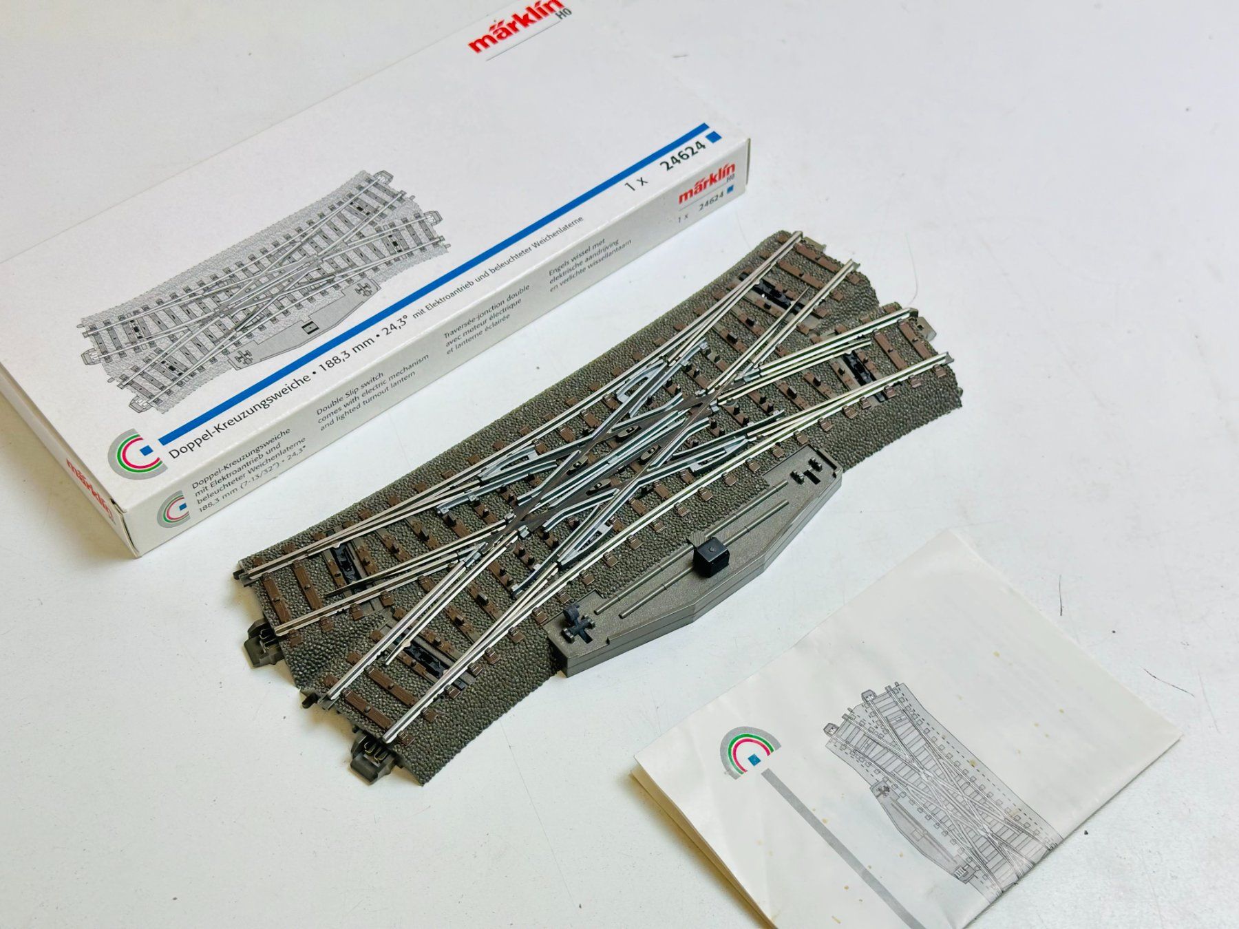 Märklin H0 C-Gleis 24624 Elektrische Doppelkreuzungsweiche | Hack-Brücken