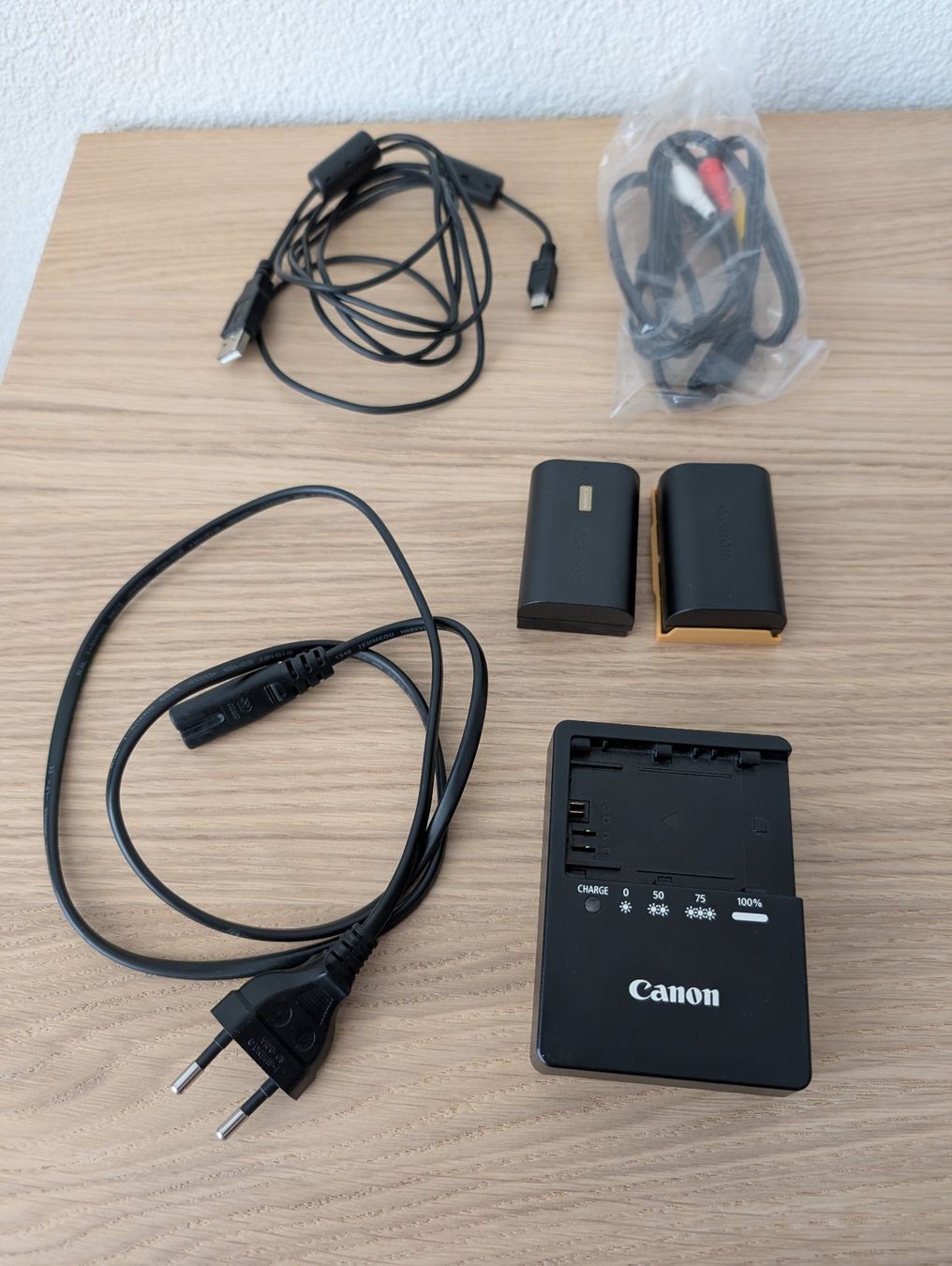 Canon Kamera: Canon EOS 5D Mark III Body + 1 extra Akku – Gebraucht aus Dietikon von uni_kn2m 6