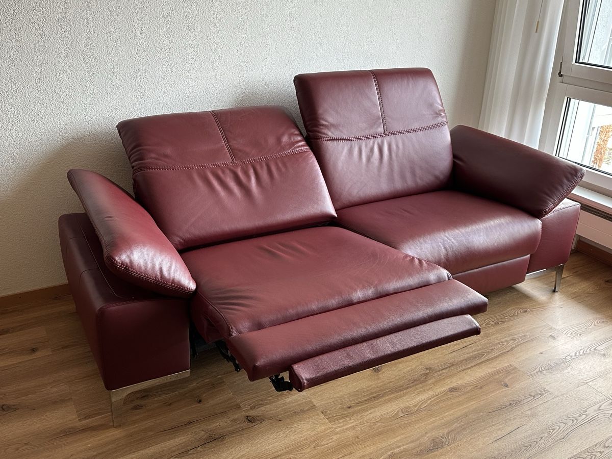 Divani: Sofa, elektrisch verstellbar – Usato da Moosleerau venduto da Zwetschgentanne 1