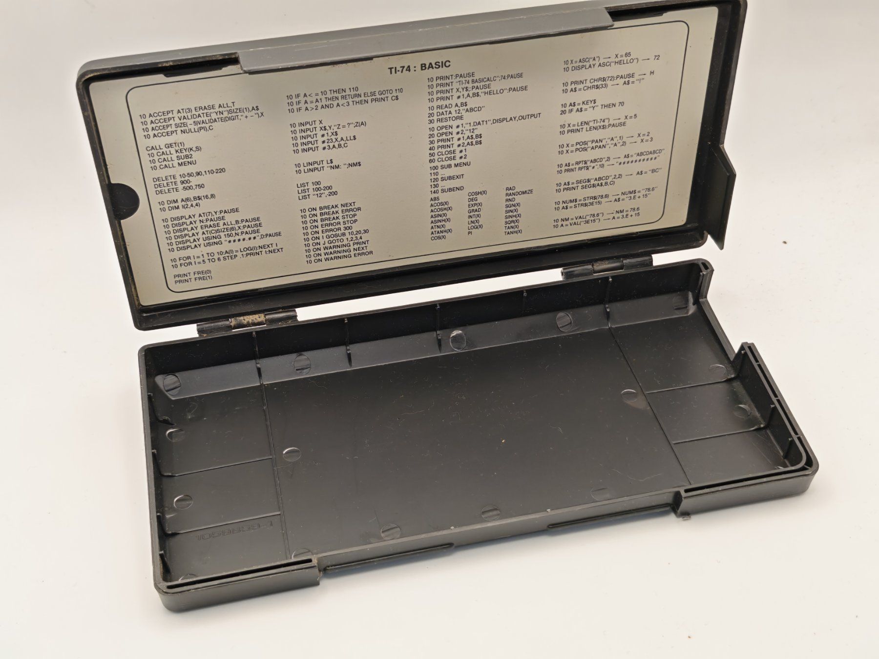 Texas Instruments Calcolatrici tascabili: Taschenrechner Texas Instruments TI-74 BASIC – Usato da Thun venduto da Kankii 9