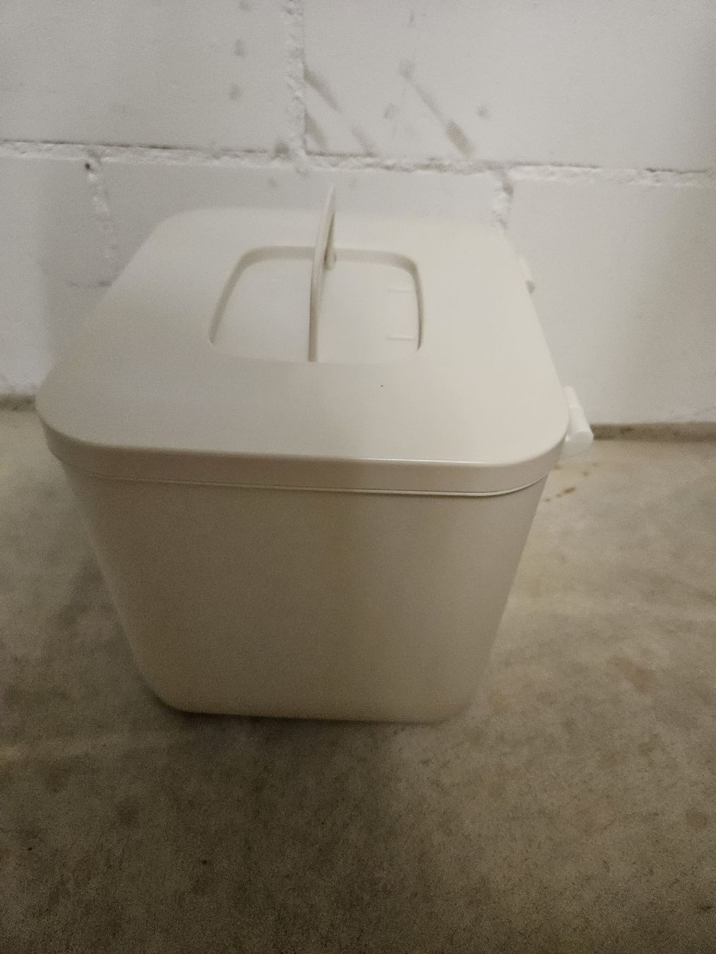 Reer Behälter & Ähnliches: Reer Safe container Behälter mit Deckel – Gebraucht aus Fulenbach von lua_755r 1