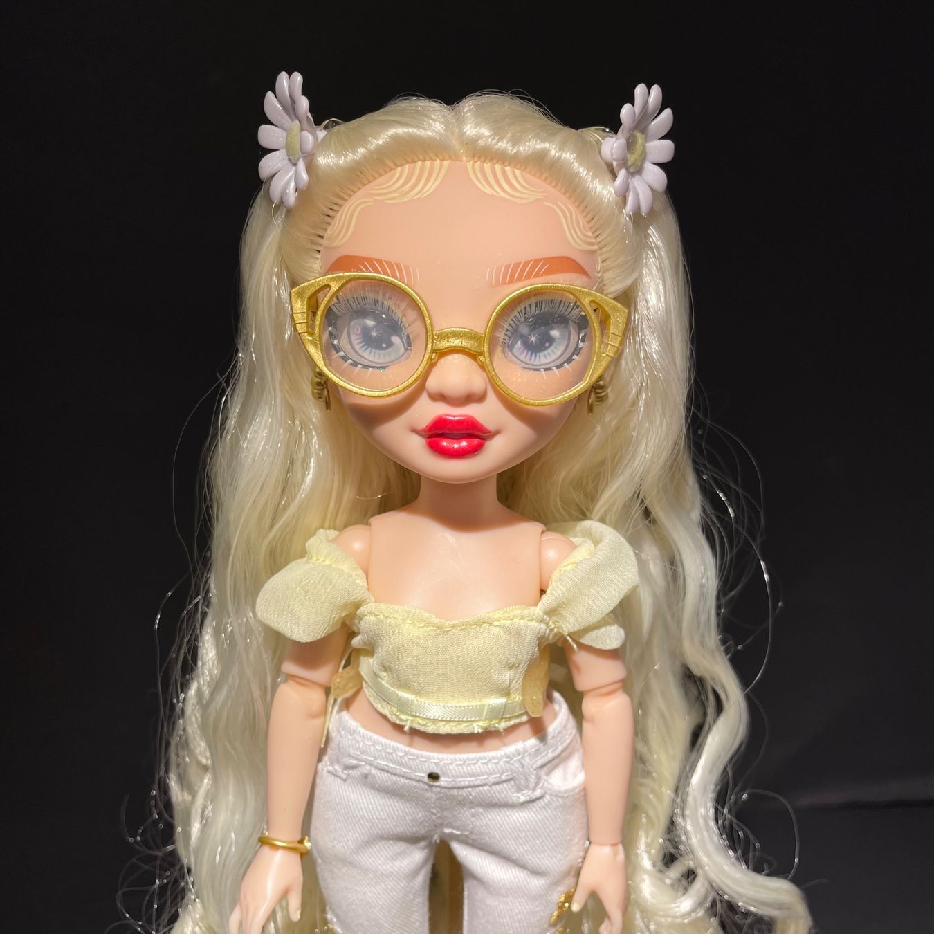 MGA Poupées: NEU: Rainbow High Delilah Fields Series 4 Puppe – Neuf (Voir description) à Bellach par Dreamer2501